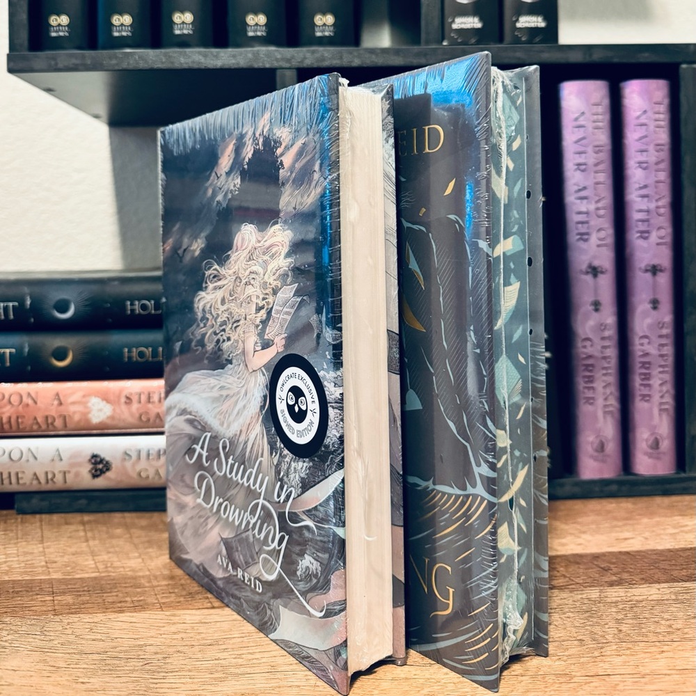 Owlcrate Signed A Study In Drowning + Illumicrate Signed A Study In Drowning